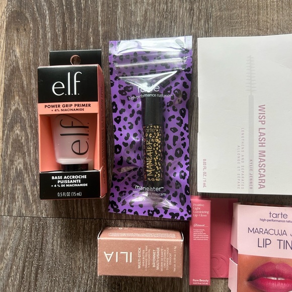 Lot of 16 Mascara Lip Tint Primer Samples Bundle - Picture 2 of 4